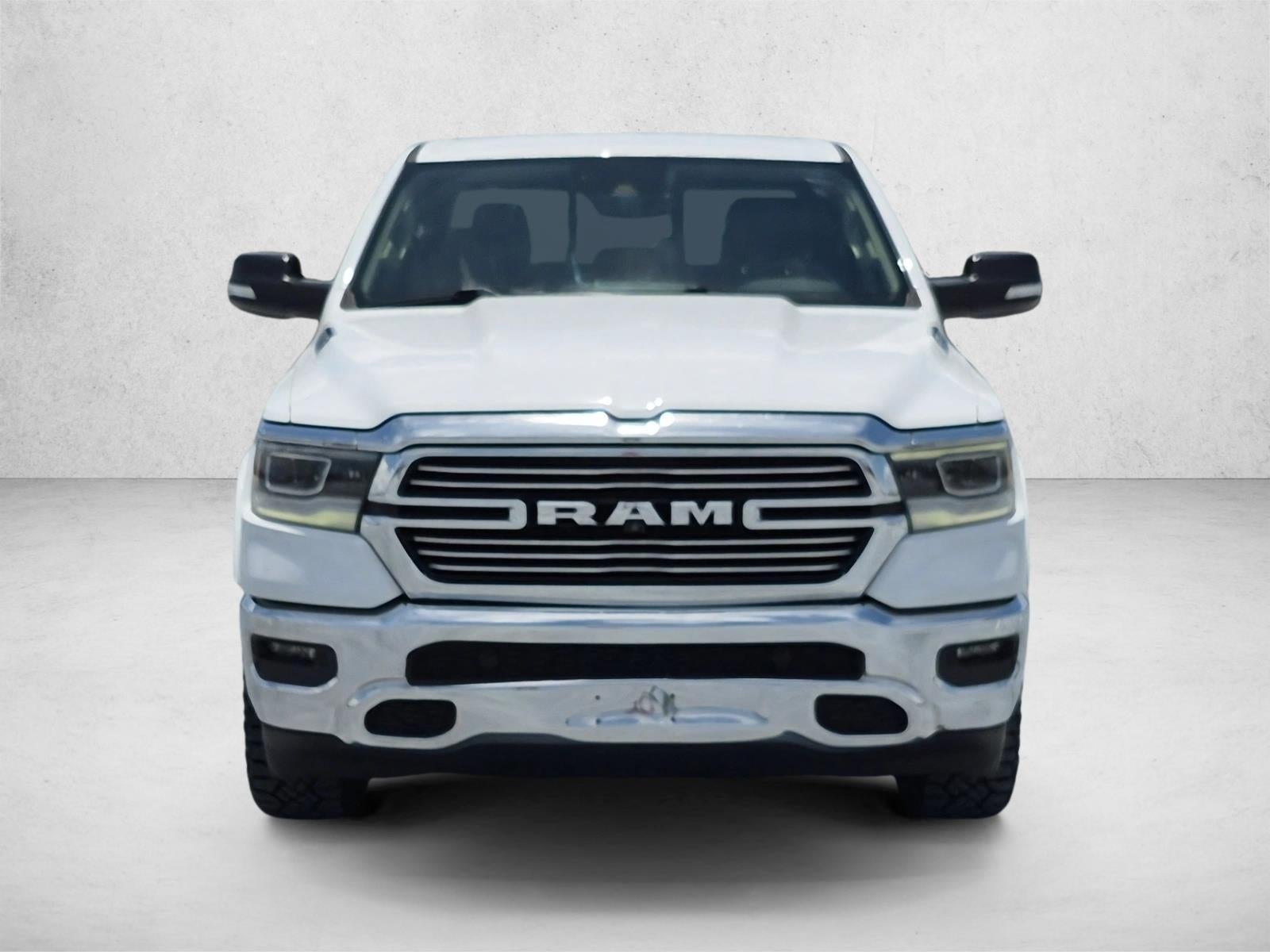 2020 RAM 1500 Laramie Crew Cab 4x4 5'7" Box