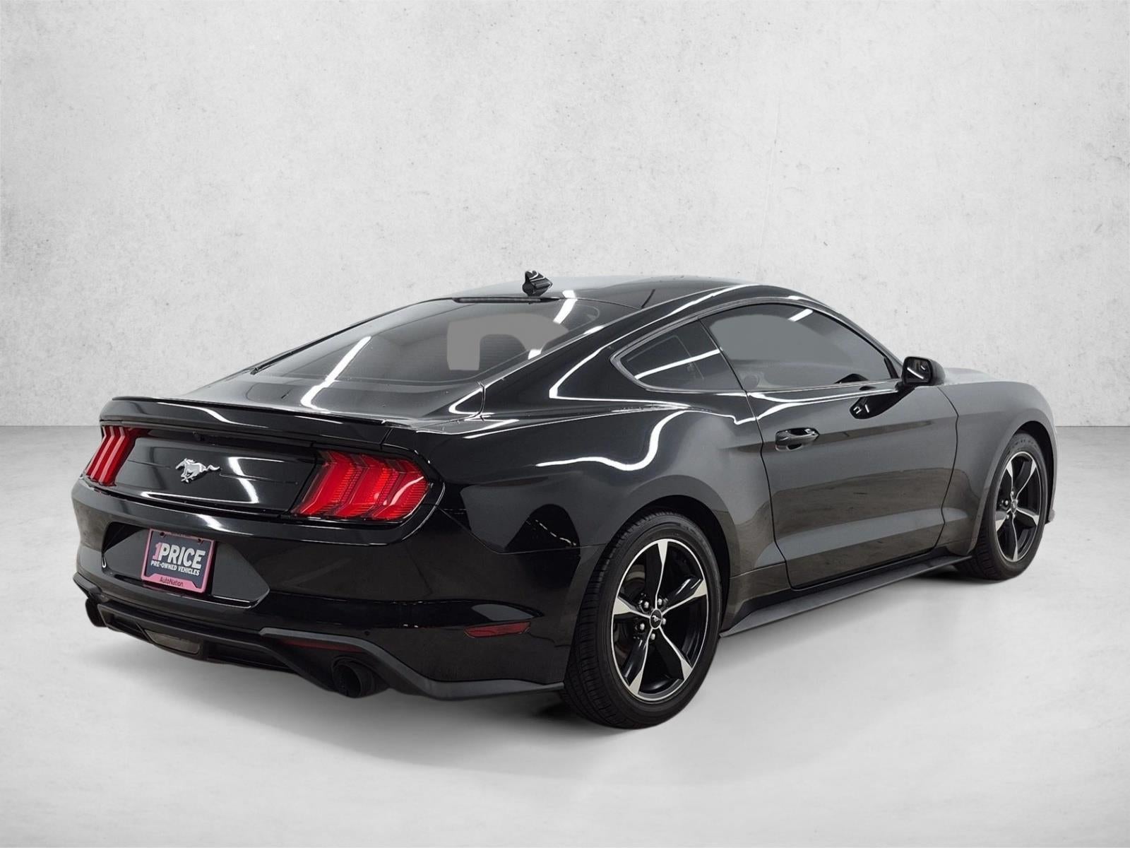 2020 Ford Mustang EcoBoost
