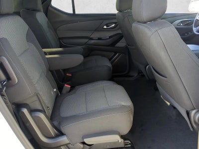 2023 Chevrolet Traverse Base