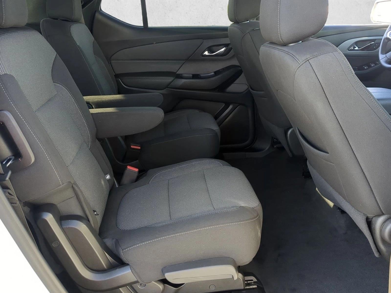 2023 Chevrolet Traverse Base