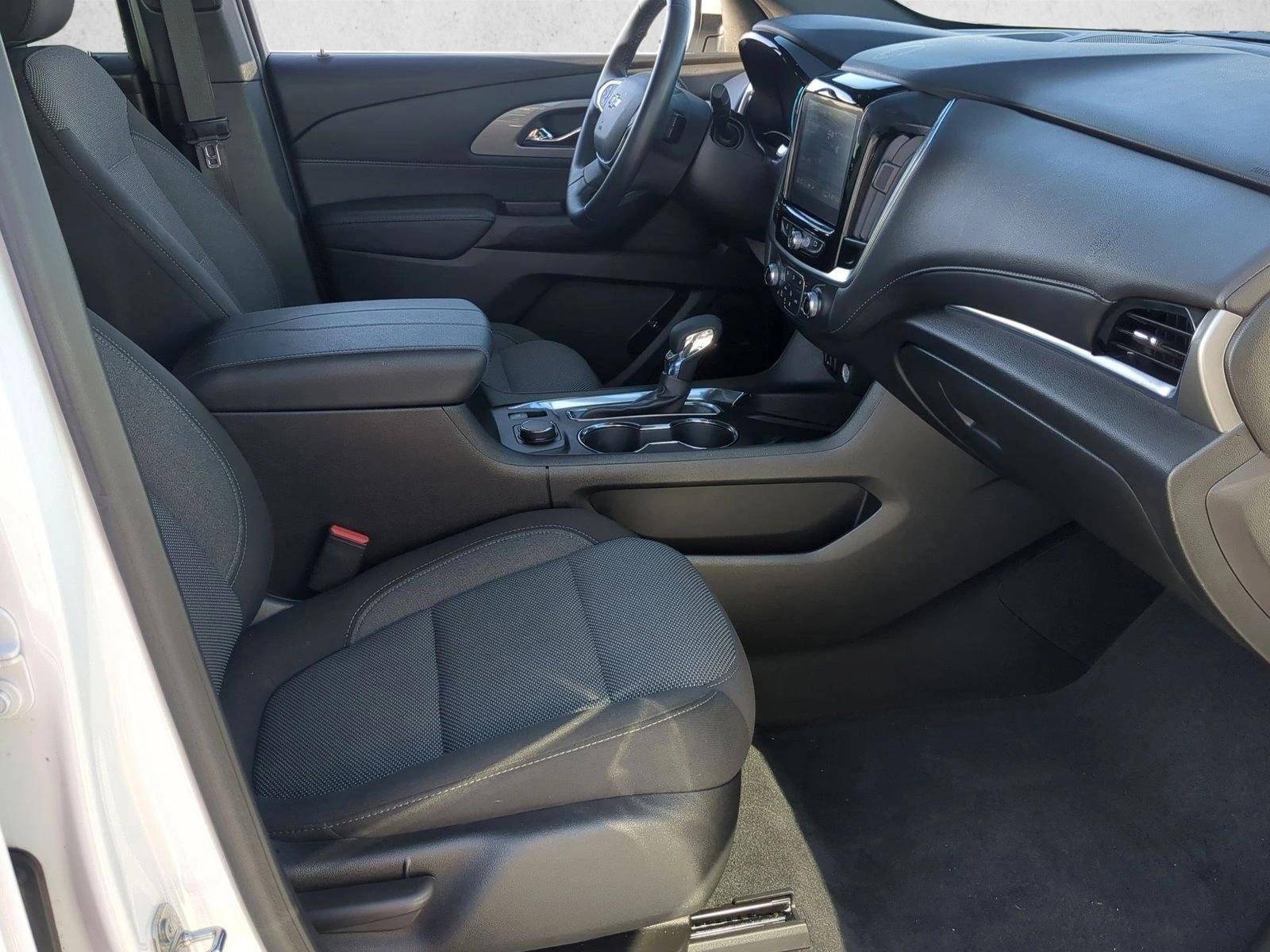 2023 Chevrolet Traverse Base