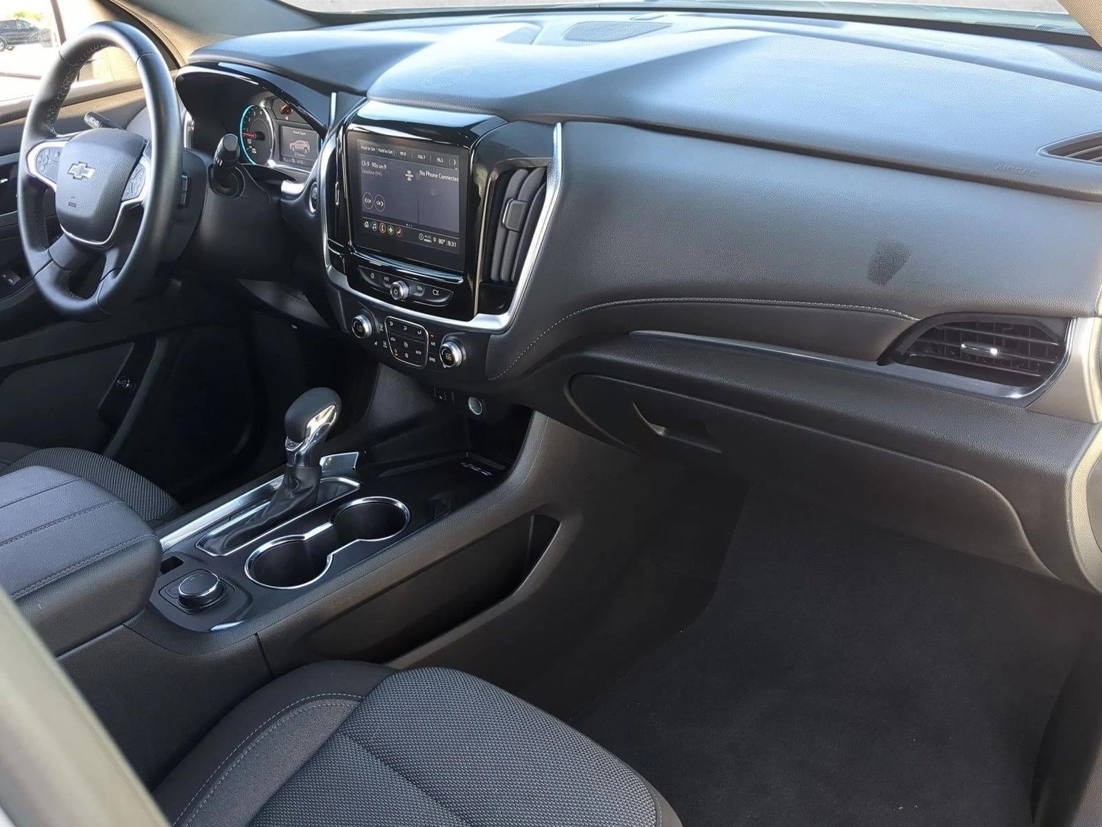 2023 Chevrolet Traverse Base