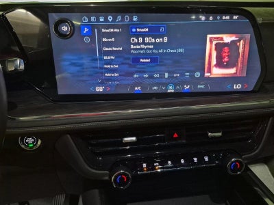 2025 Chevrolet Suburban LS
