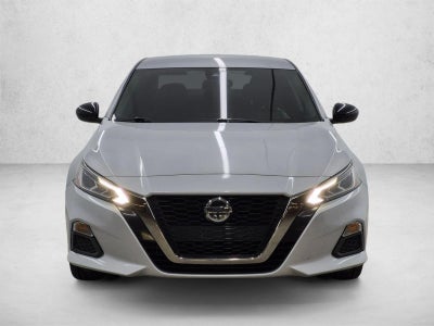 2022 Nissan Altima SR FWD