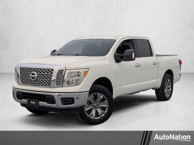 2018 Nissan TITAN SV