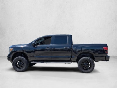 2019 Nissan TITAN SL