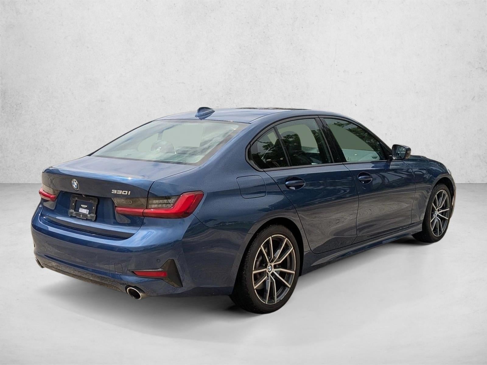 2022 BMW 330i 330i