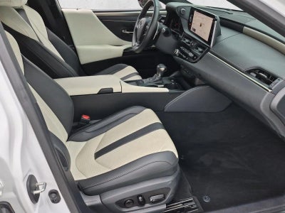 2024 Lexus ES ES 350 F SPORT Handling