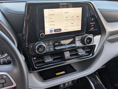 2023 Toyota Highlander Base