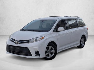 2020 Toyota Sienna LE Auto Access Seat