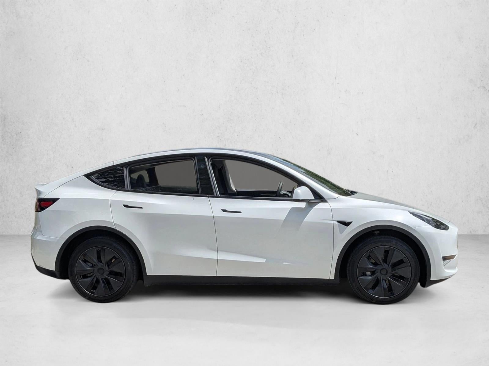 2025 Tesla Model Y Long Range