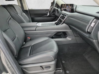 2025 Nissan Armada SV 2WD