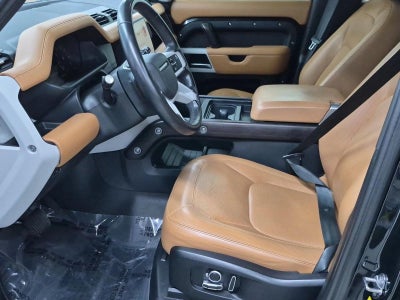 2023 Land Rover Defender 130 SE
