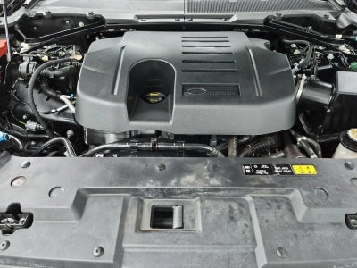 2023 Land Rover Defender 130 SE