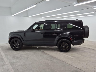 2023 Land Rover Defender 130 SE