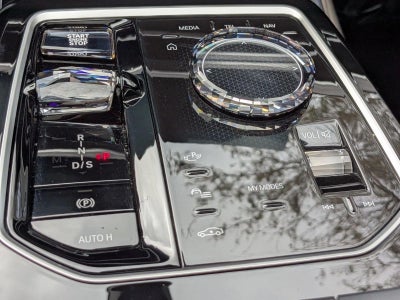 2024 BMW 7 Series 740i