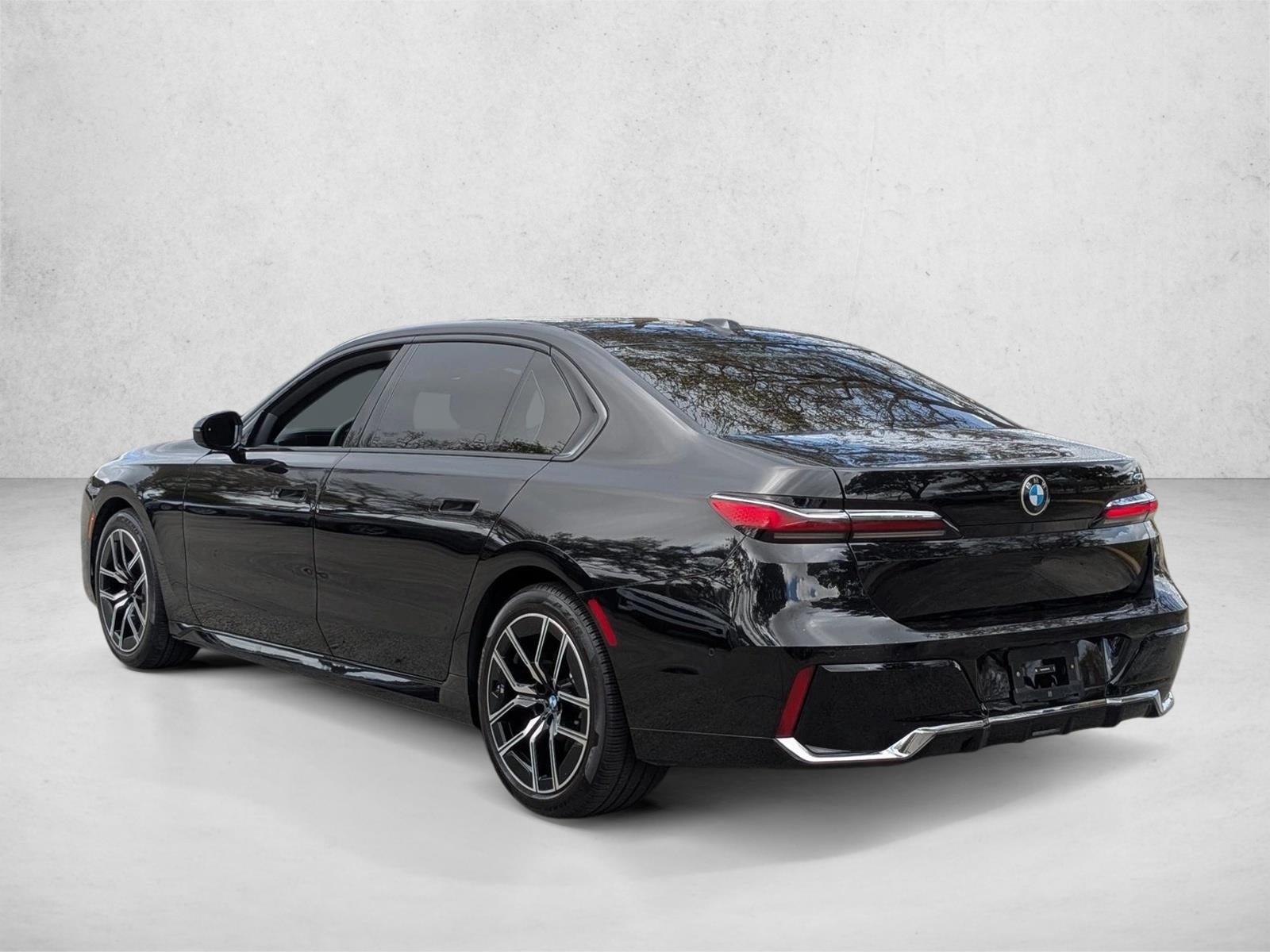 2024 BMW 7 Series 740i