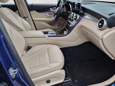 2020 Mercedes-Benz GLC 300 GLC 300