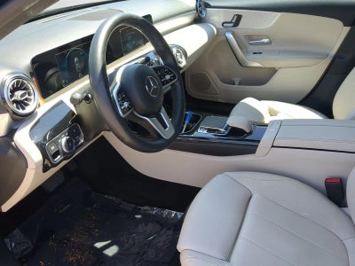 2019 Mercedes-Benz A 220 A 220