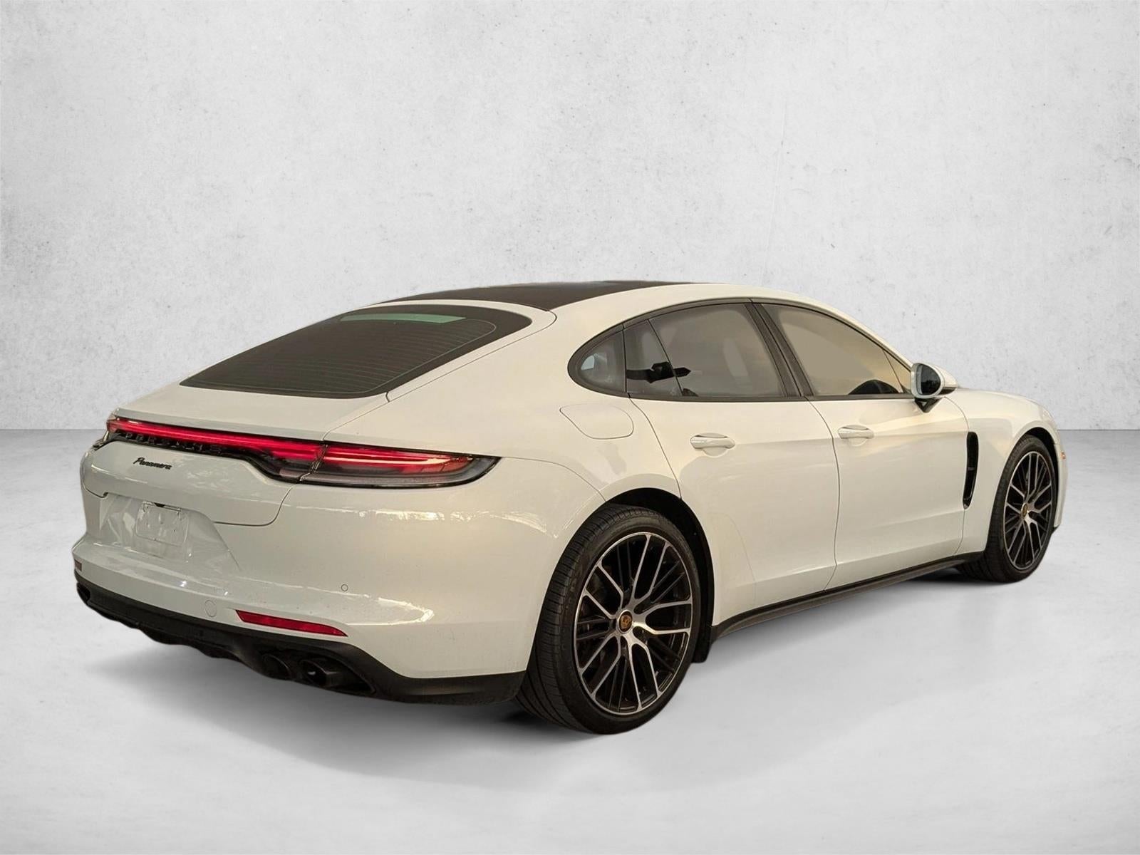 2022 Porsche Panamera Base