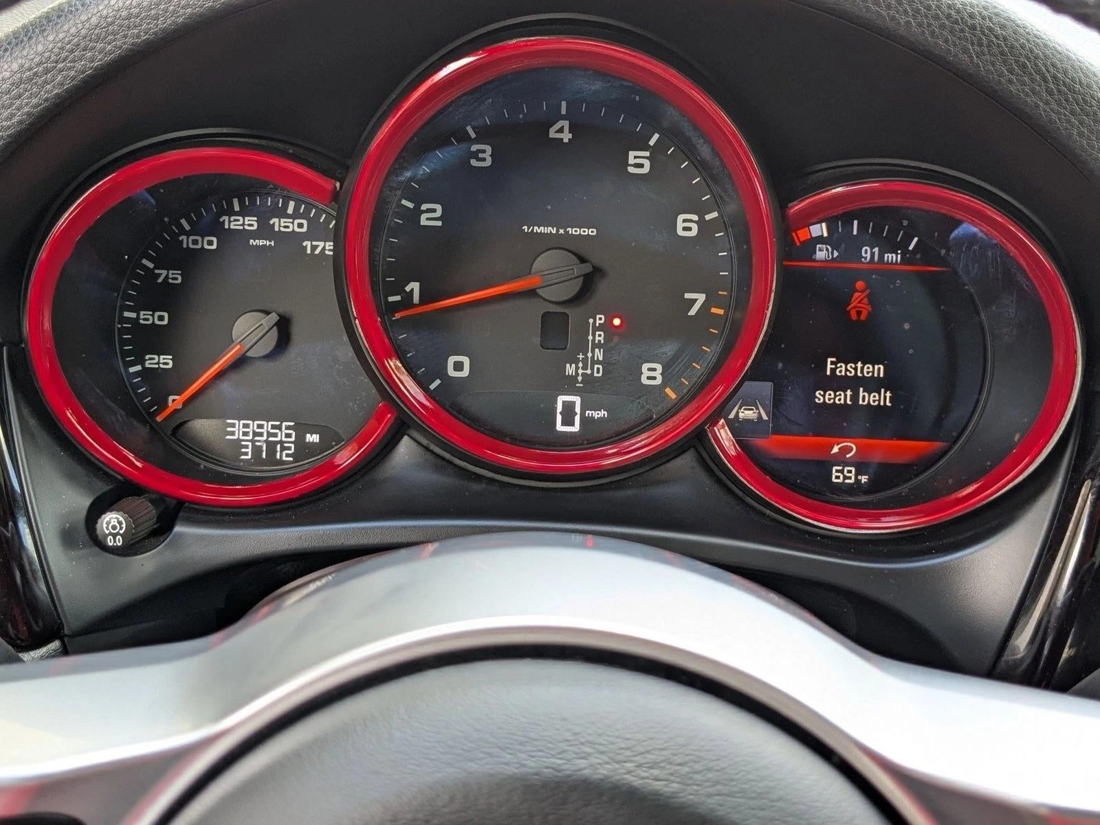 2021 Porsche Macan Base