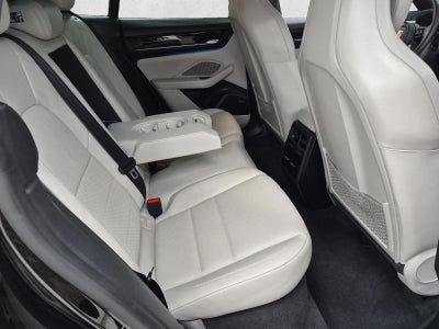 2025 Porsche Macan Electric 4S