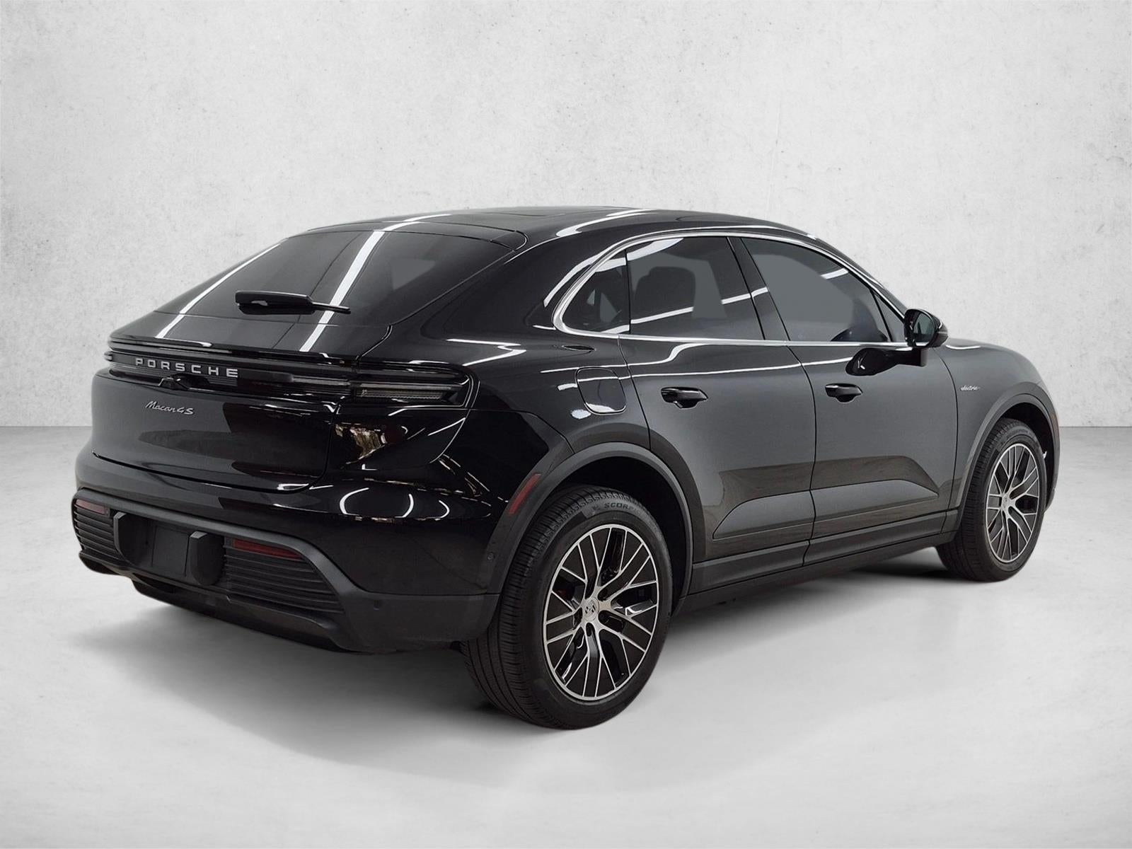2025 Porsche Macan Electric 4S