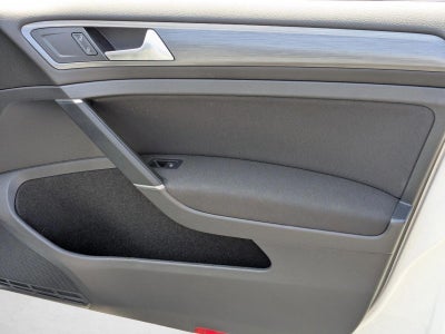 2019 Volkswagen e-Golf Base