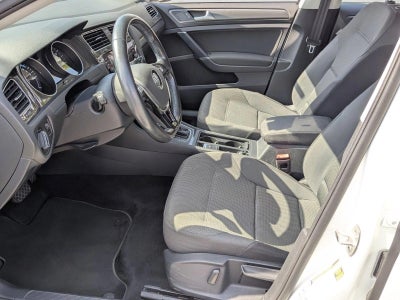 2019 Volkswagen e-Golf Base