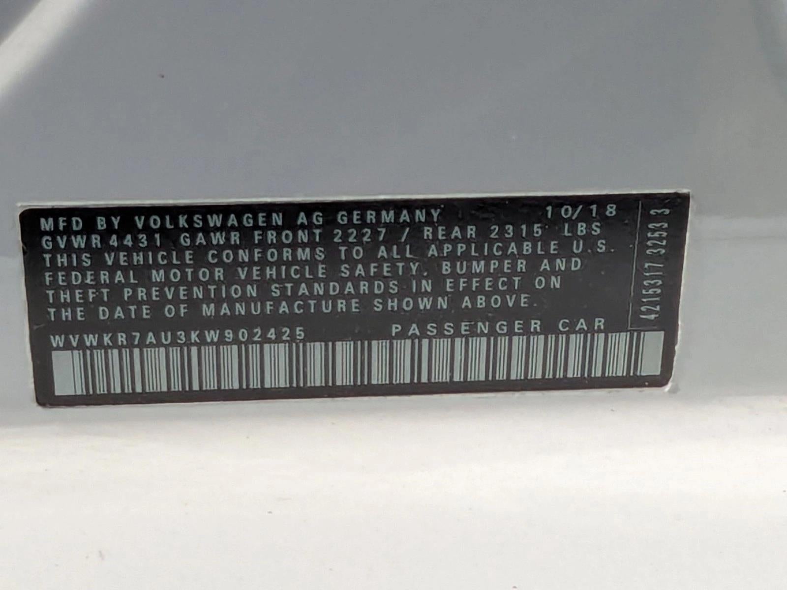 2019 Volkswagen e-Golf Base