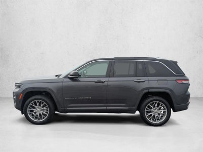 2022 Jeep Grand Cherokee Summit