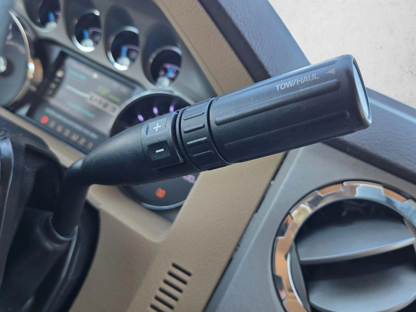 2015 Ford Super Duty F-250 SRW Lariat