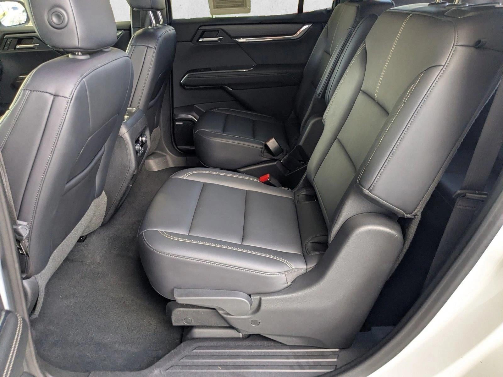 2024 GMC Acadia Elevation