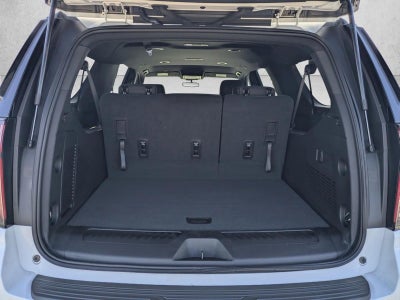 2024 Chevrolet Suburban LS