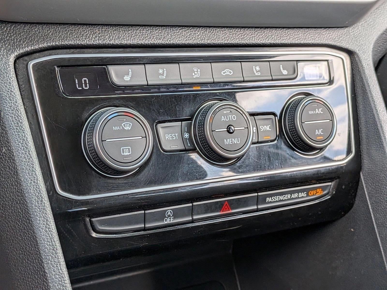 2023 Volkswagen Atlas 3.6L V6 SEL Premium R-Line