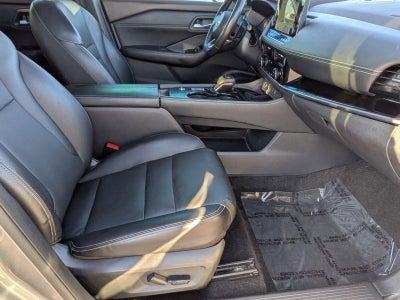 2022 Nissan Rogue SL