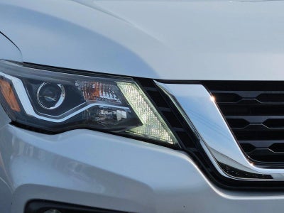 2018 Nissan Pathfinder Platinum