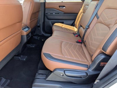 2024 Nissan Pathfinder Platinum FWD