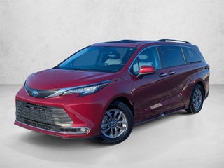2023 Toyota Sienna XLE