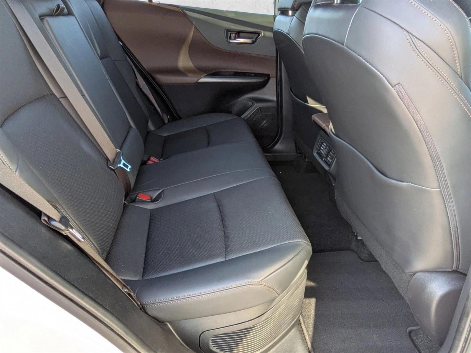 2021 Toyota Venza LE