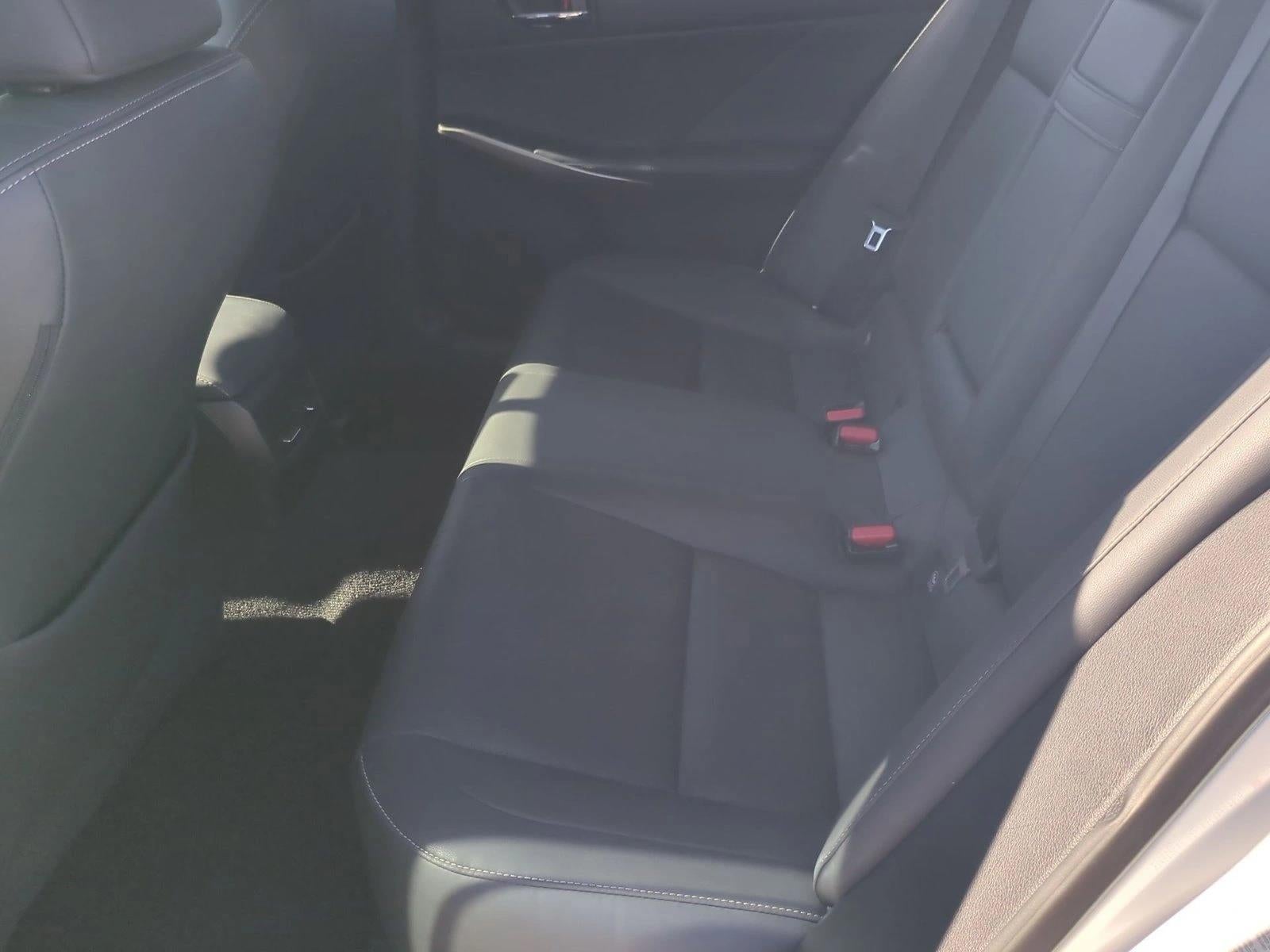 2016 Lexus IS 200t 