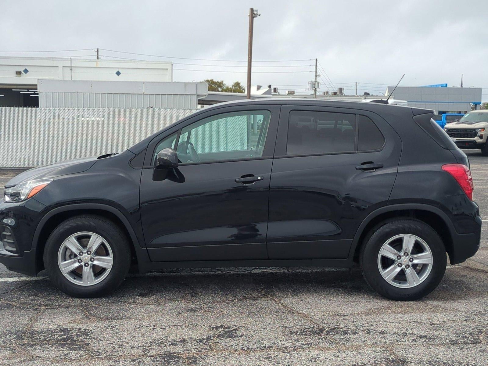 2022 Chevrolet Trax LS