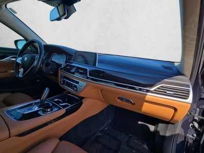 2019 BMW 7 Series 740i