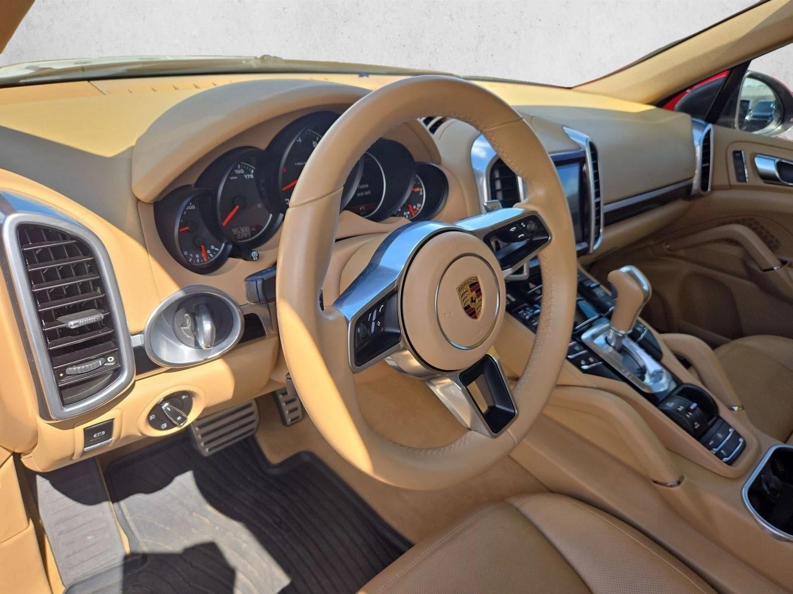 2016 Porsche Cayenne Base