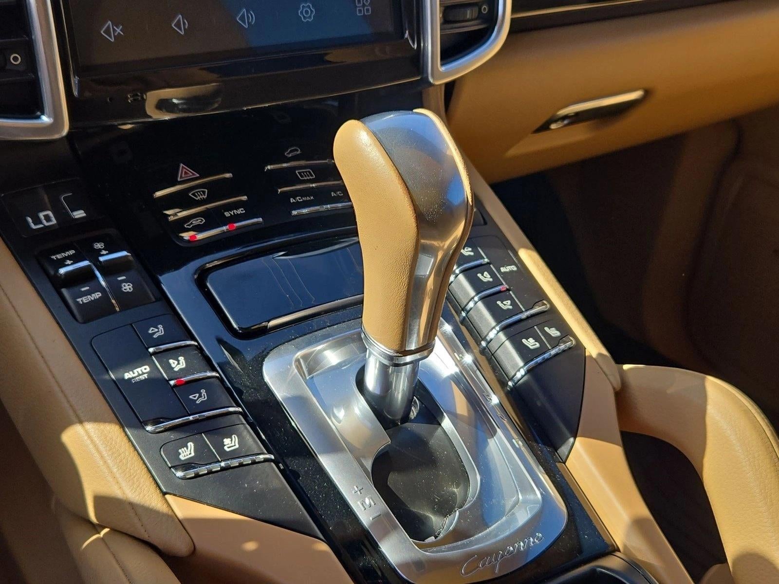 2016 Porsche Cayenne Base