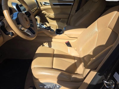 2016 Porsche Cayenne Base