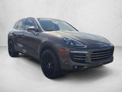 2016 Porsche Cayenne Base