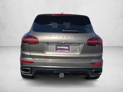 2016 Porsche Cayenne Base