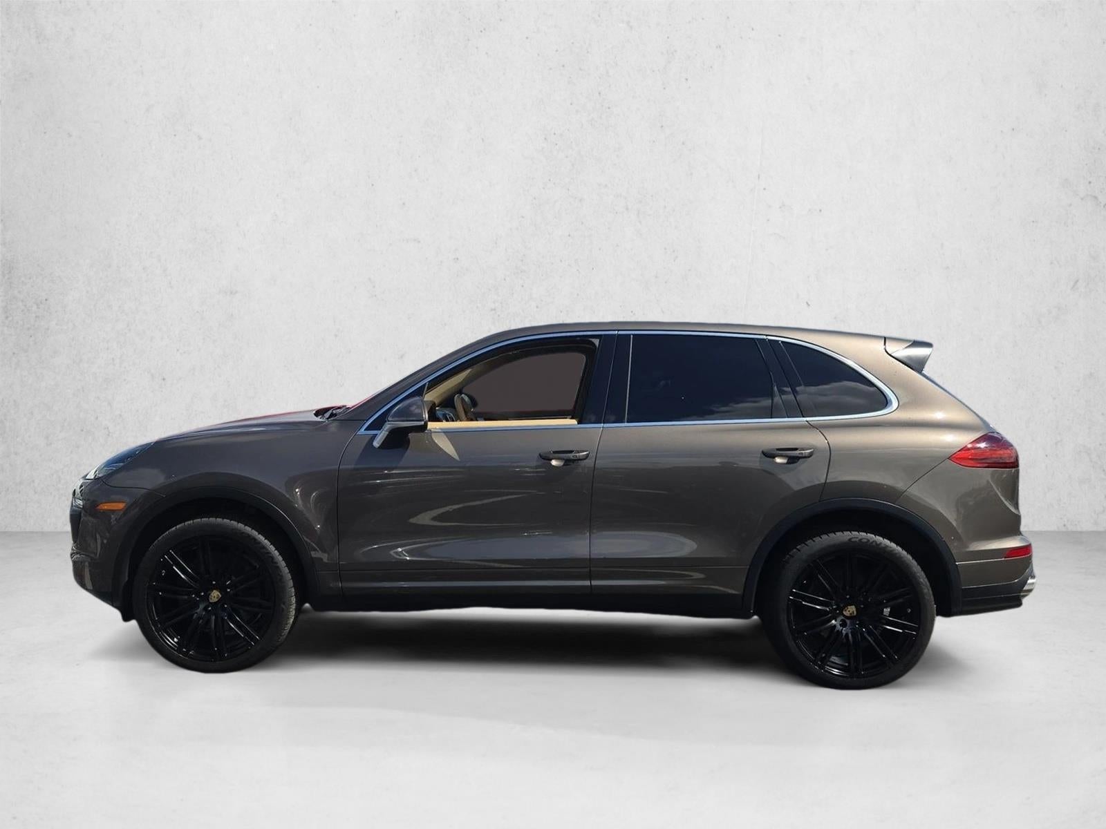 2016 Porsche Cayenne Base