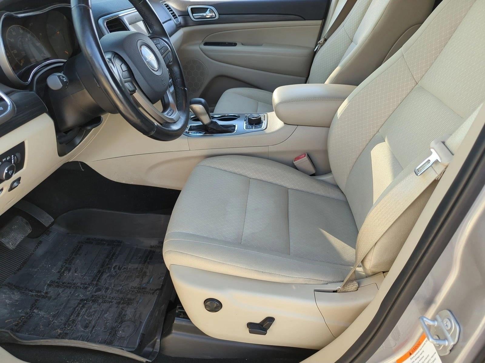 2020 Jeep Grand Cherokee Laredo E